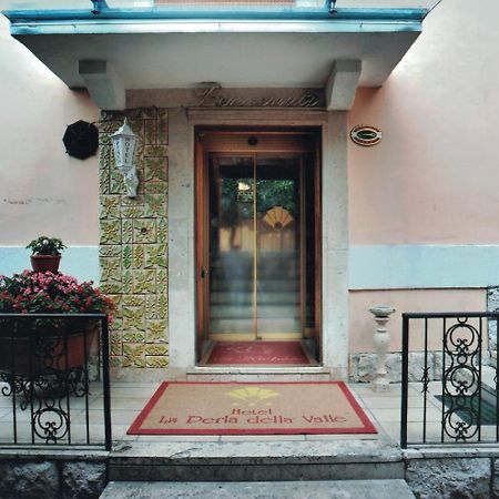 Albergo La Perla Civitella Roveto ภายนอก รูปภาพ